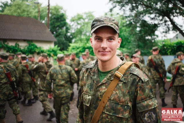 Бійці батальйону “Івано-Франківськ” вирушили у зону АТО (фото) — фото 5