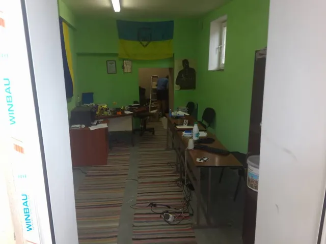 У Івано-Франківську обікрали волонтерський офіс (фото) — фото 6