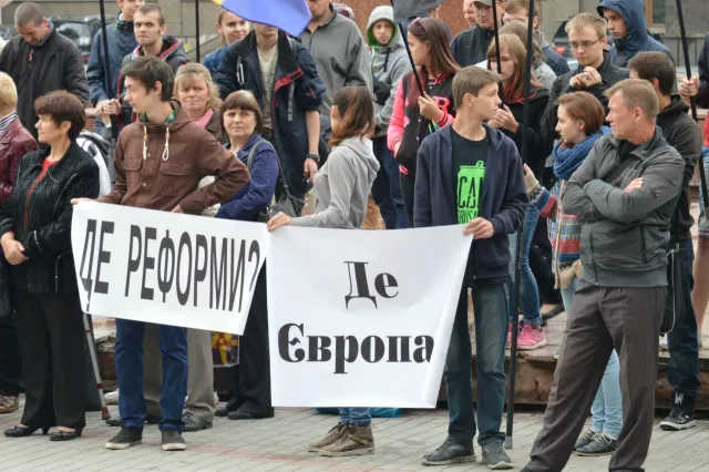 У Франківську знову протестують проти підняття тарифів (фото) — фото 1