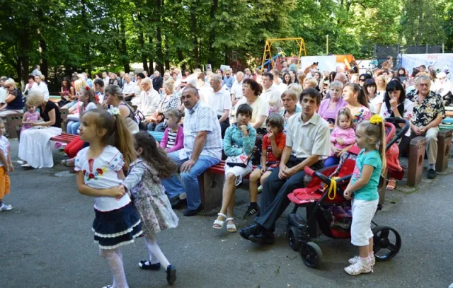 У Франківську відбувся другий день АртЕфекту (фото) — фото 13