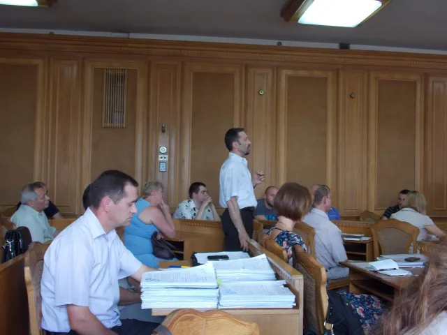 Власники квартир у будинку по вулиці Мазепи 35а як мінімум ще «на  півмісяця безхатьки» (фото) — фото 2