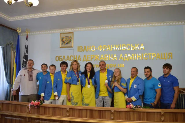 У Франківську нагороджували призерів Європейських ігор (фото) — фото 11
