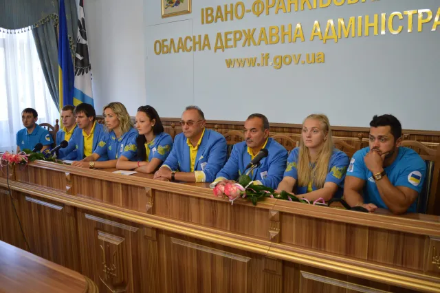 У Франківську нагороджували призерів Європейських ігор (фото) — фото 10