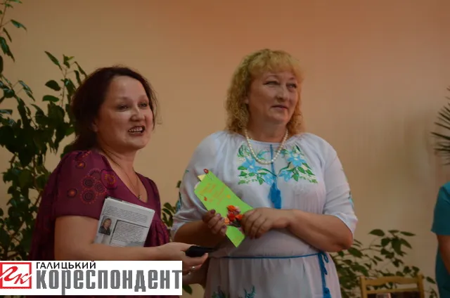 У Франківську корінна луганчанка презентувала свою книгу (фото) — фото 4