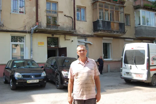 Людським кісткам, які знайшли у підвалі житлового будинку, може бути 3-4 роки (фото) — фото 3