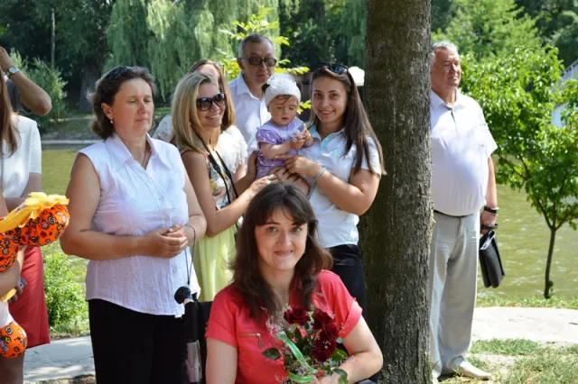 У Франківську відкрили "Арку кохання" (фото) — фото 18