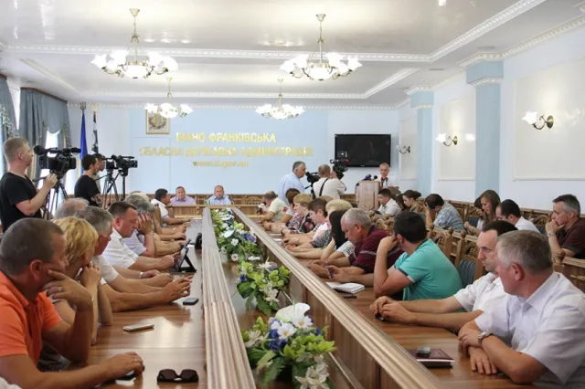 Прокуратура розслідуватиме діяльність Івано-Франківської Торгово-промислової палати (фото) — фото 2