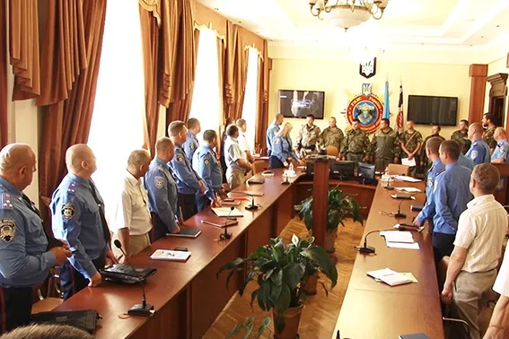 Після двомісячного відрядження з зони АТО повернулася група правоохоронців (фото) — фото 3