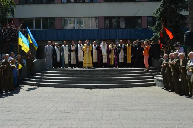 У Франківську відбулися урочистості з нагоди святкування Дня Незалежності (фото) — фото 4