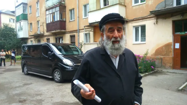 У Франківську виник конфлікт між єврейською общиною та городянами (фото) — фото 1