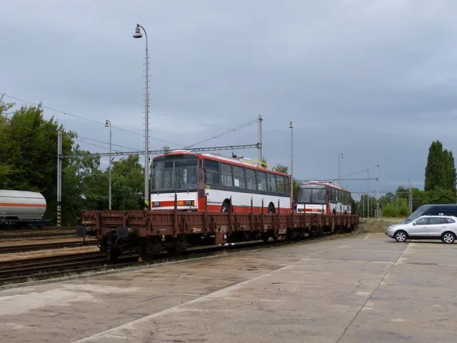 До Франківська їде ще один чеський тролейбус (фото) — фото 1