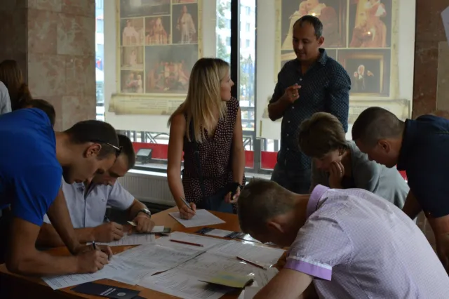 В Івано-Франківську стартував набір у патрульну поліцію (фото+відео) — фото 4