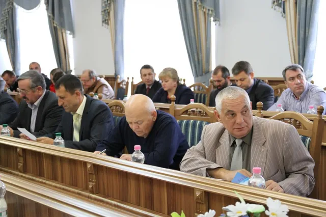 У Франківську роз'яснили основні положення змін до Конституції України в частині децентралізації влади (фото) — фото 2