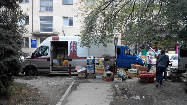 Іванофранківці скаржаться на стихійну торгівлю та авторагулів (фото) — фото 2