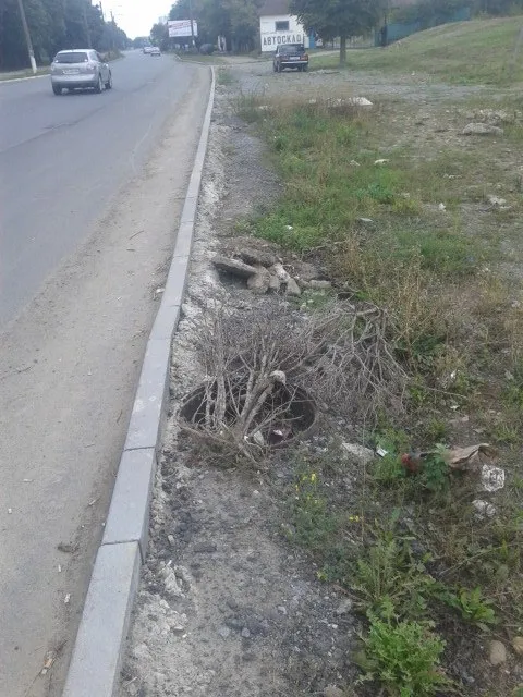 Франківець скаржиться на ремонт вулиці Набережна (фото) — фото 3