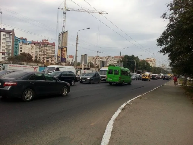 Затори на пасічнянському мості закінчаться через три тижні (фото) — фото 3