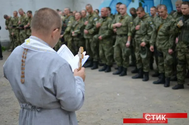З Франківська до зони АТО вирушили близько сотні правоохоронців (фото) — фото 3