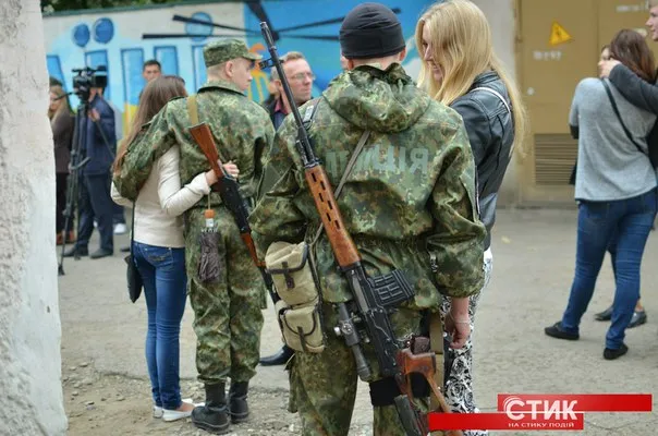 З Франківська до зони АТО вирушили близько сотні правоохоронців (фото) — фото 6