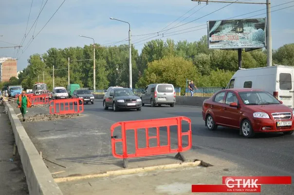Міст через Бистрицю потребує негайного ремонту (фото) — фото 11