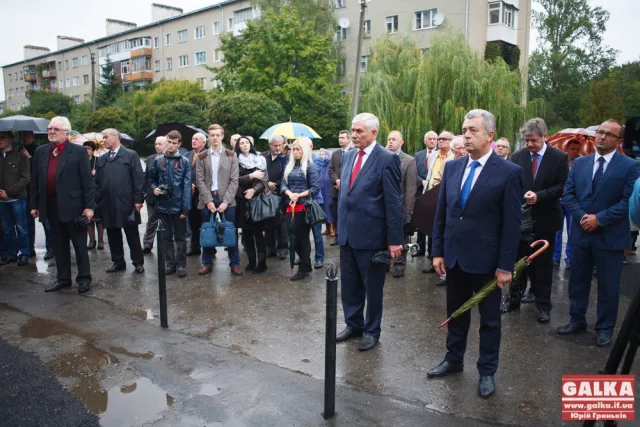 Біля Університету нафти й газу відкрили пам’ятник Іванові Пулюю (фото) — фото 8