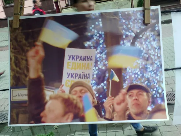 У Франківську переселенці провели оригінальну акцію до Дня миру (фото) — фото 2
