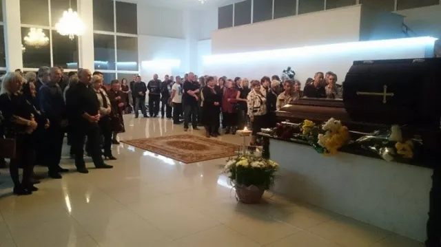 У Франківську проходить панахида за загиблим в АТО бійцем (фото) — фото 1
