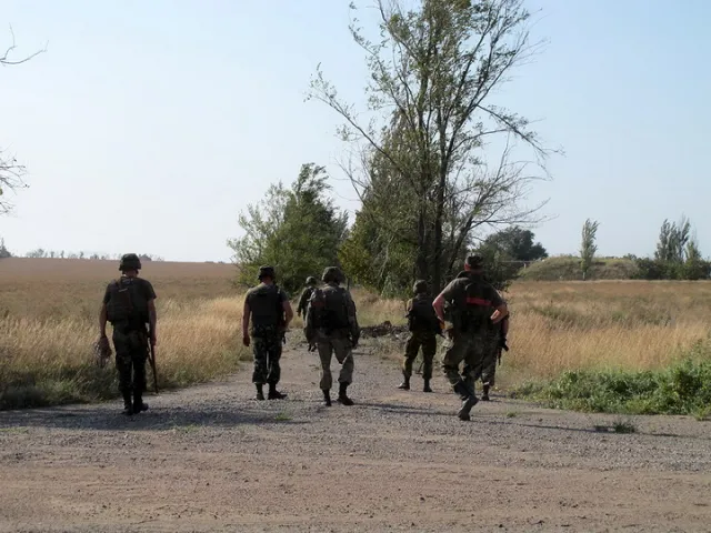 Військовий журналіст з Франківська розповів про чутки, «Груз 200» і міни (фото) — фото 6