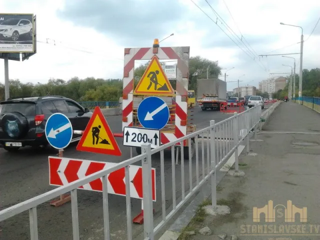 Як у Франківську ремонтують міст на Пасічну (фото) — фото 12