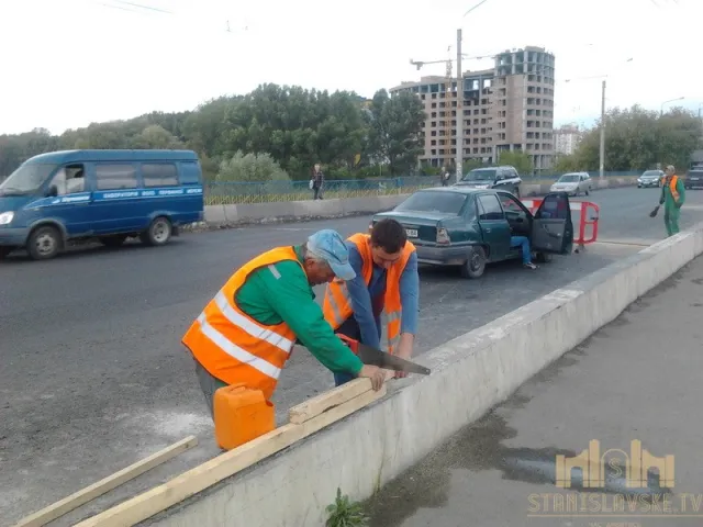 Як у Франківську ремонтують міст на Пасічну (фото) — фото 10