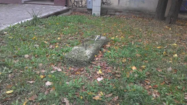 Жителі міста скаржаться на безлад в парку на Валах (фото) — фото 3