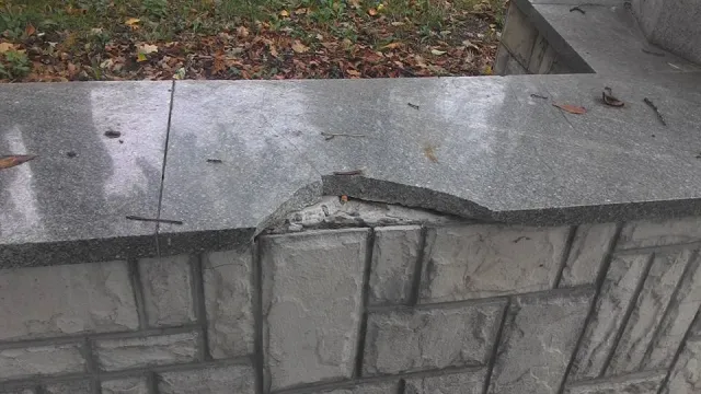 Жителі міста скаржаться на безлад в парку на Валах (фото) — фото 4