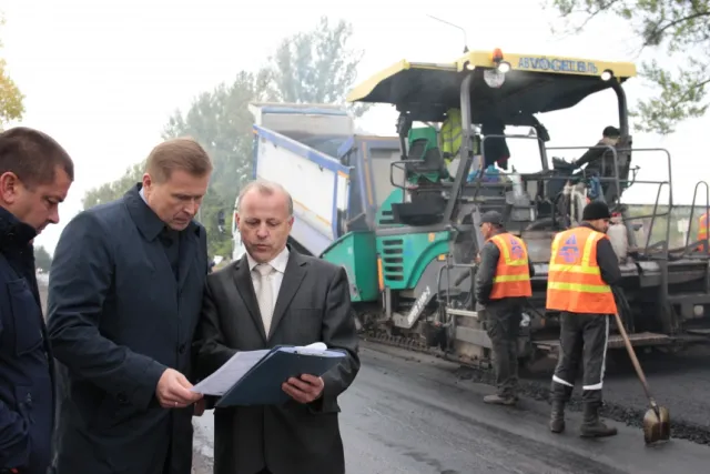 Олег Гончарук перевірив якість та стан ремонту дороги Івано-Франківськ - Львів (фото) — фото 1