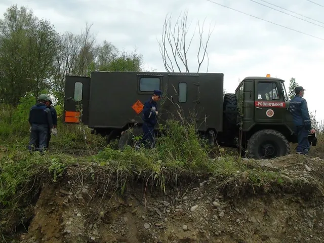 Біля Івано-Франківська виявили 97 застарілих боєприпасів (фото) — фото 1