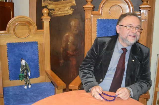 У Франківську "під абсент" говорили про філософію патріотизму — фото 2