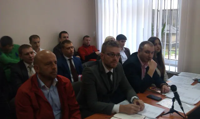 В Івано-Франківську відбулося перше судове засідання за позовом "Самопомочі" до ОВК (фото) — фото 2