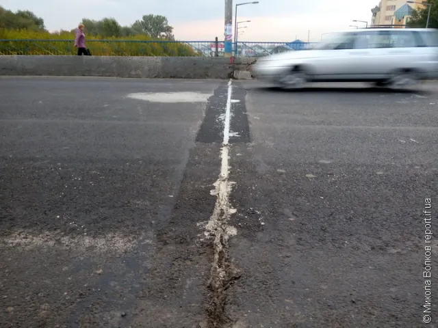 У Франківську на пасічнянському мості закінчили ремонтувати шви (фото) — фото 1