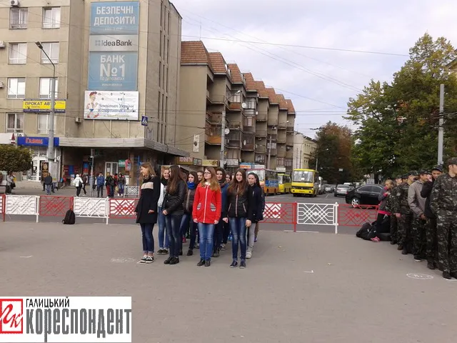 У Франківську провели репетицію параду до Дня захисника України (фото+відео) — фото 10