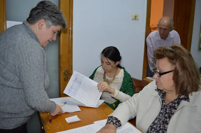 Тридцять дільничних комісій вже отримали бюлетені для голосування (фото) — фото 5