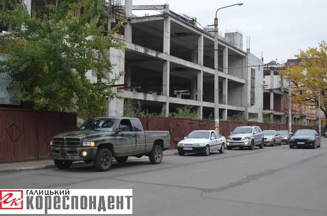 В Івано-Франківську відбувся автопробіг “Брат за брата” (фото) — фото 2