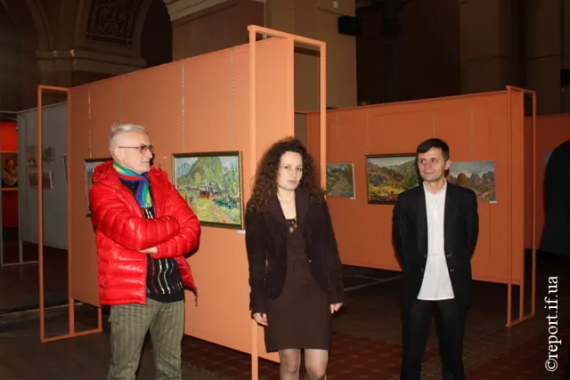 У Франківську відкрилася виставка кольорів (фото) — фото 10