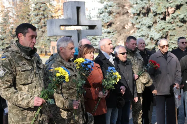 У Франківську вшанували пам’ять воїнів-визволителів (фото) — фото 2