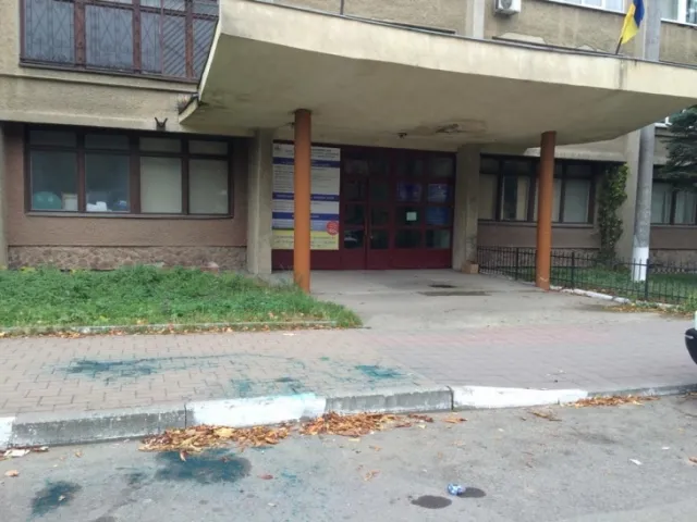Це беззаконня і чиєсь замовлення, – головний земельник області про напад із зеленкою (фото) — фото 1