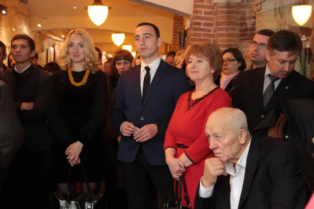 В Івано-Франківську урочисто презентували сучасну українську книжкову продукцію «Сторінками української книги» (фото) — фото 14