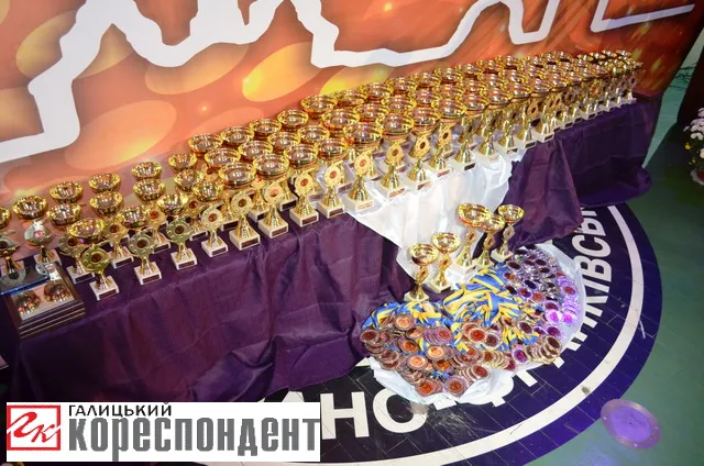 В Івано- Франківську відбувається грандіозний танцювальний чемпіонат (фото+відео) — фото 2