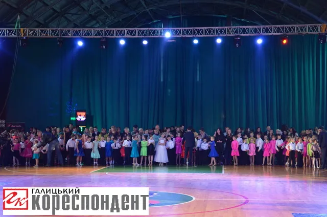 В Івано- Франківську відбувається грандіозний танцювальний чемпіонат (фото+відео) — фото 19