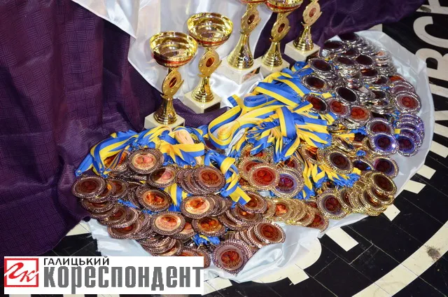 В Івано- Франківську відбувається грандіозний танцювальний чемпіонат (фото+відео) — фото 3