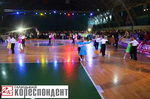 В Івано- Франківську відбувається грандіозний танцювальний чемпіонат (фото+відео) — фото 5