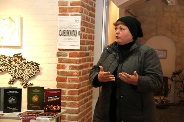 У фортечній галереї «Бастіон» презентували книги «Герої Революції Гідності» та «Горять свічки на серці України» (фото) — фото 11
