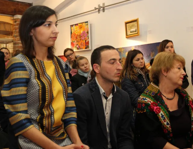 У фортечній галереї «Бастіон» презентували книги «Герої Революції Гідності» та «Горять свічки на серці України» (фото) — фото 4