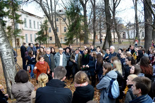 У Франківську протягом трьох днів фахівці з України і Польщі вирішуватимуть долю палацу Потоцьких (фото) — фото 16